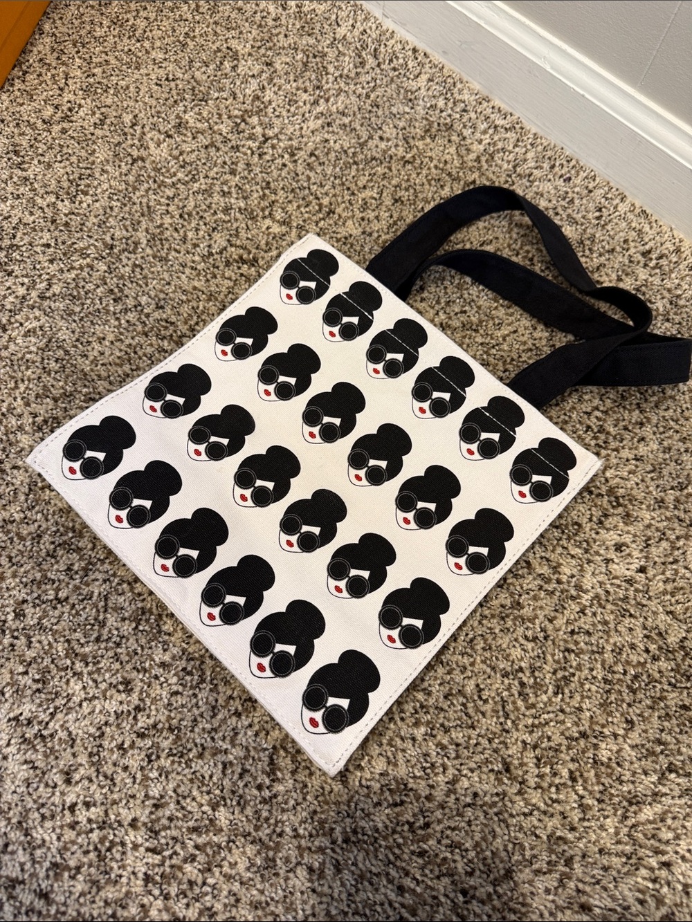 Alice + Olivia Stace Face Black White Tote Bag reusable shopping, handbag